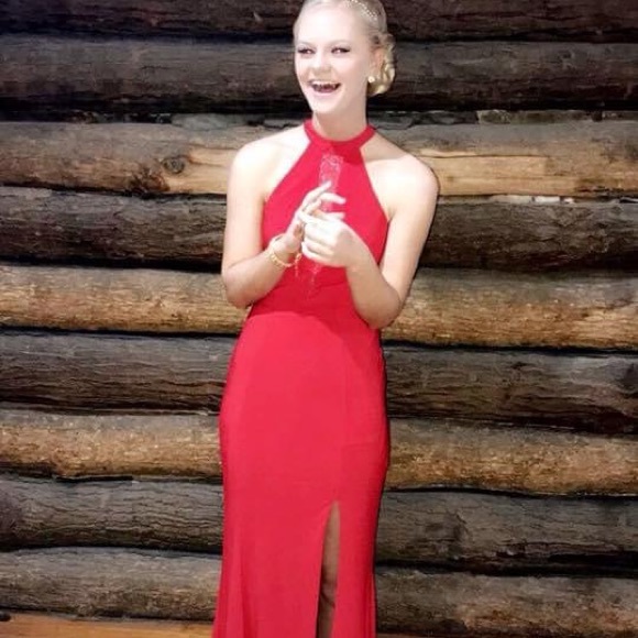Red prom dress - Picture 1 of 2